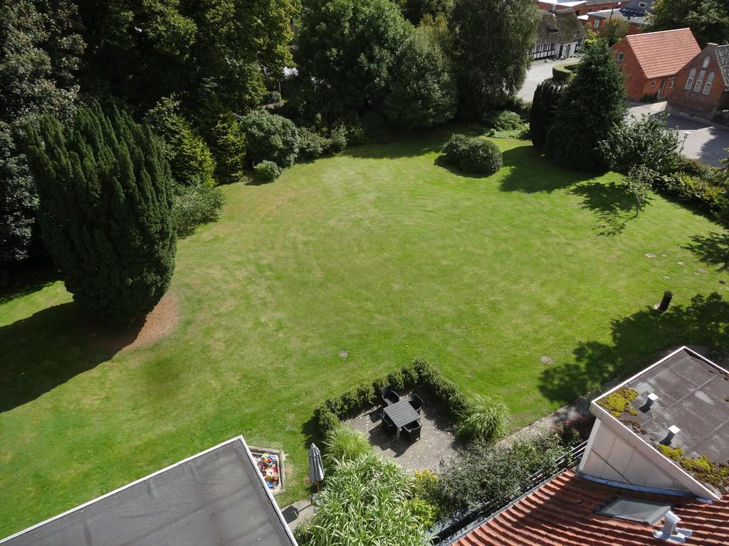 Provstegarden Bed & Breakfast Hovedgard Экстерьер фото