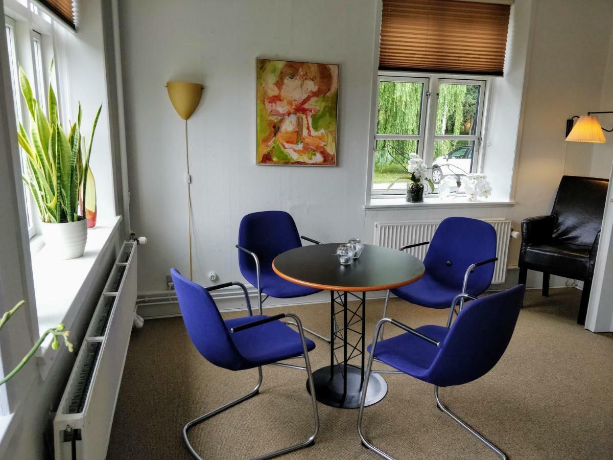 Provstegarden Bed & Breakfast Hovedgard Экстерьер фото